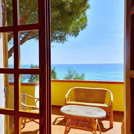 Villa Papiyon - Accesso Privato Alla Spiaggia Cala Liberotto Exterior foto